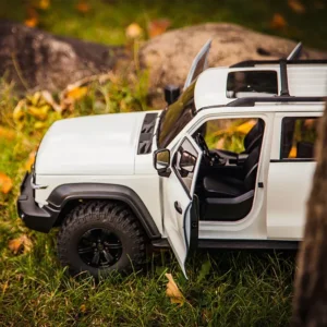 1/8 Remote Control Model Cars 4x4 Hard Shell Version TANK300 Off-Road Crawler